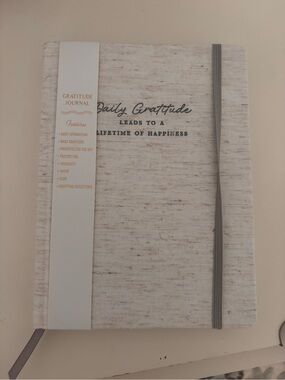 Daily Gratitude Linen Journal - Cream